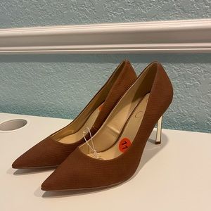 Jessica Simpson brown heels